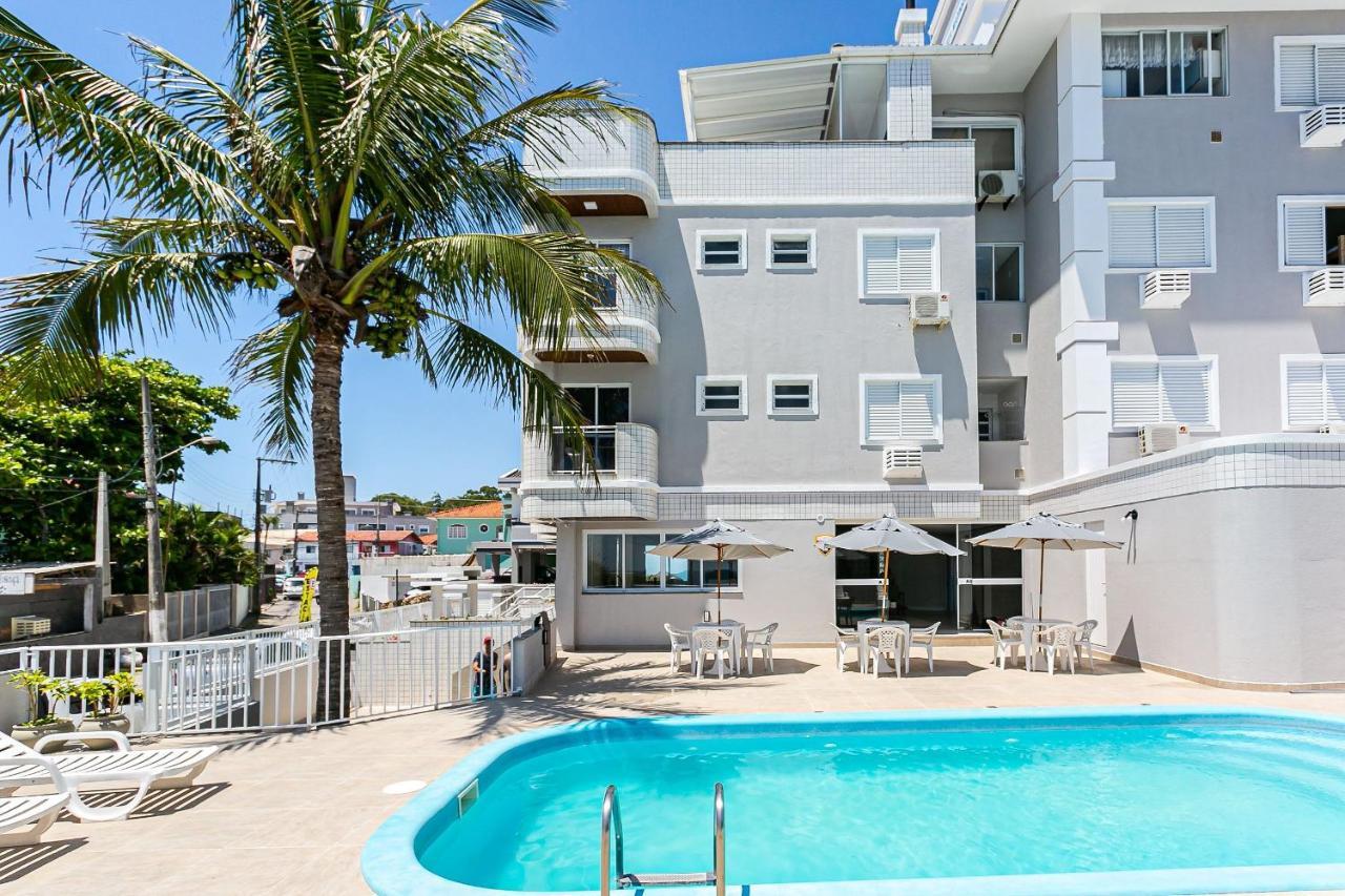 Apartment Predio Com Completos, Com Piscina E A Passos Da - Agua Marinha *