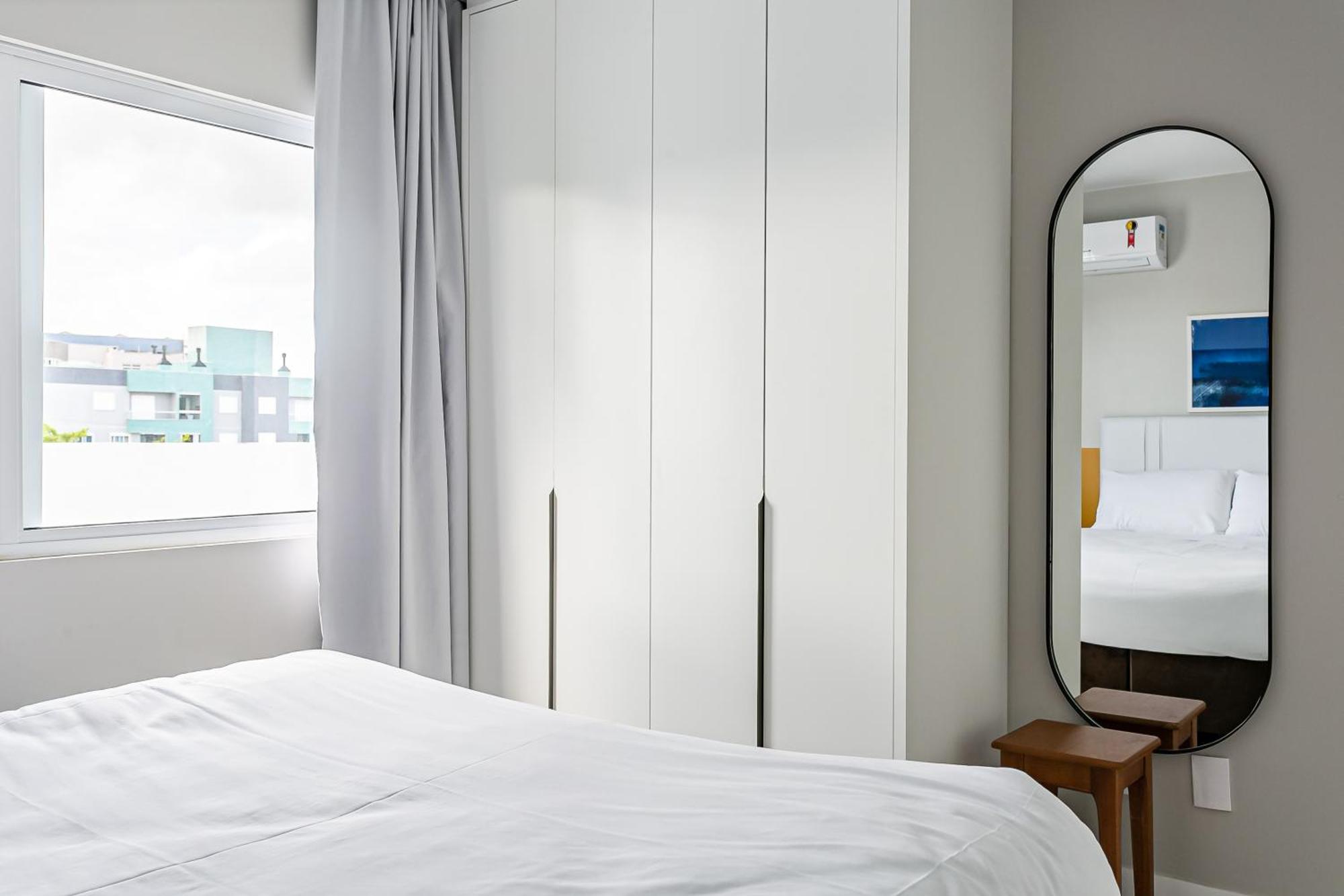 Predio Com Completos, Com Piscina E A Passos Da - Agua Marinha Apartment