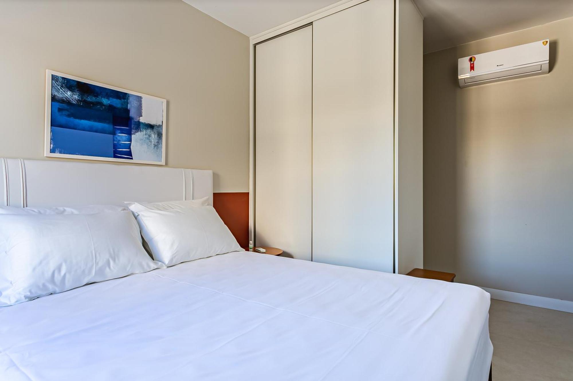 Predio Com Completos, Com Piscina E A Passos Da - Agua Marinha Apartment *