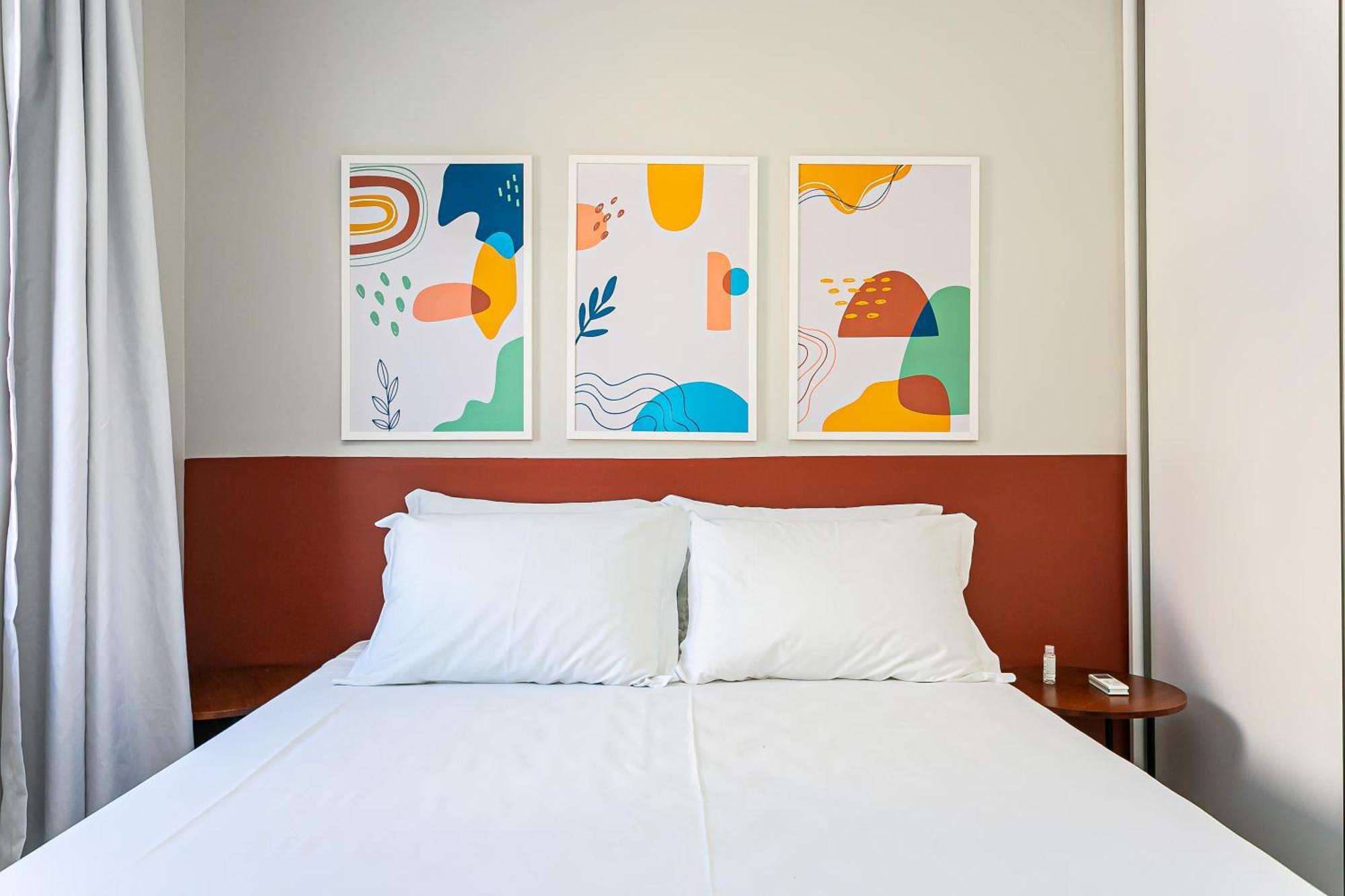 Apartment Predio Com Completos, Com Piscina E A Passos Da - Agua Marinha